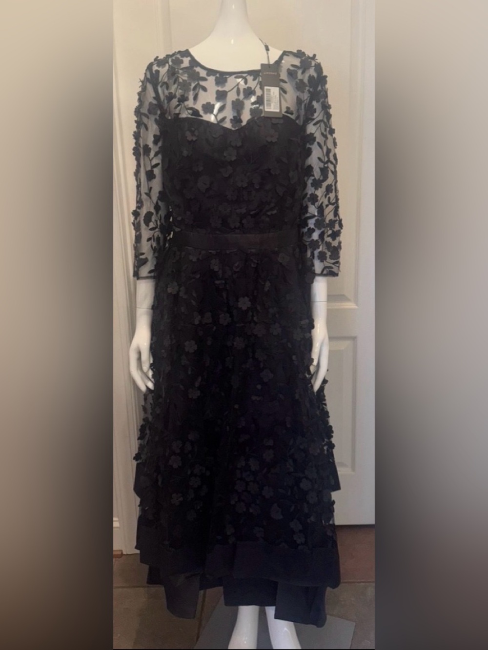 Black 3D Floral Long-Sleeve Midi Dress